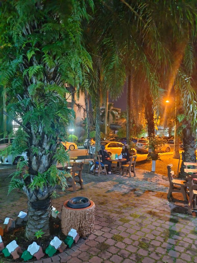 Hotel Green Park has a nice place to laze around.