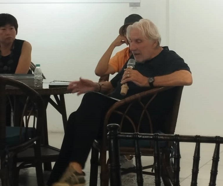 Digital artist Francis Bancon speaking to art enthusiasts in Kuala Lumpur, November 2025.
